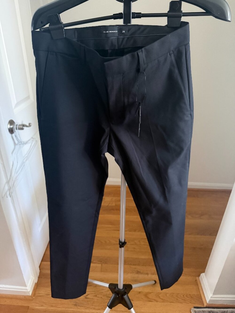 Club Monaco black city dress trouser - NWT, size 29